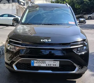 KIA CARENS 2024 FOR RENT
