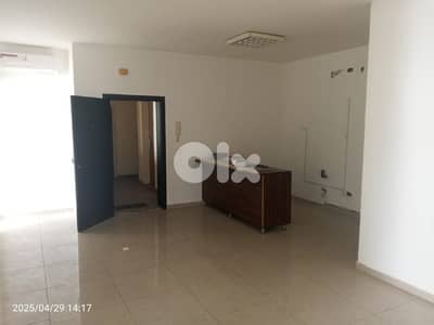 140 Sqm | Office for rent in Hazmieh