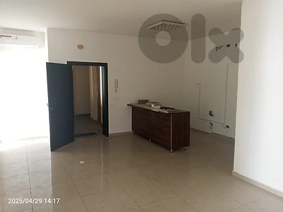 140 Sqm | Office for rent in Hazmieh