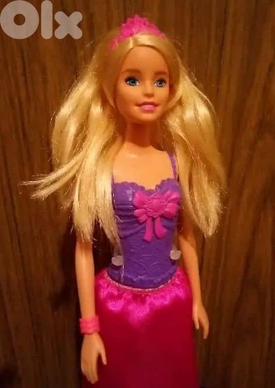 DREAMTOPIA Barbie PRINCESS Mattel2018 Great doll +skirt+crown+shoes=22 0
