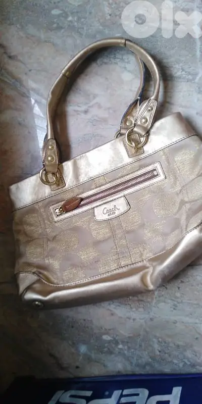 جذدان coach