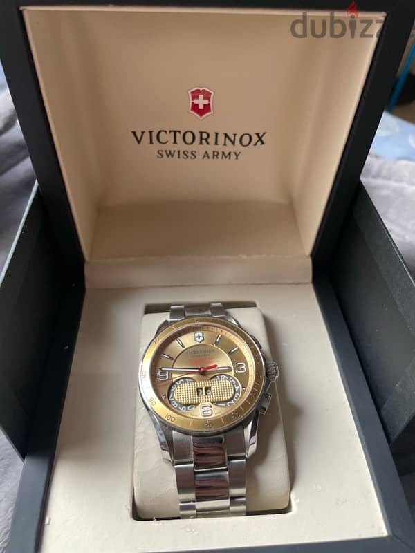 Victorinox Swiss Army Chronograph 1/100 second Gold and Silver watch 0