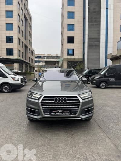 Audi Q7 2017 company source