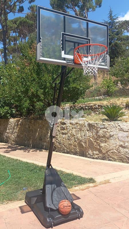 Now 330$ Was 480$ movable hoop basketball stand (140×83cm) 0