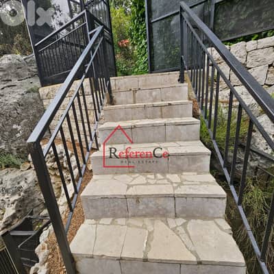 Furnished Apartment for rent in Rayfoun شقة مفروشة للإيجار في ريفون