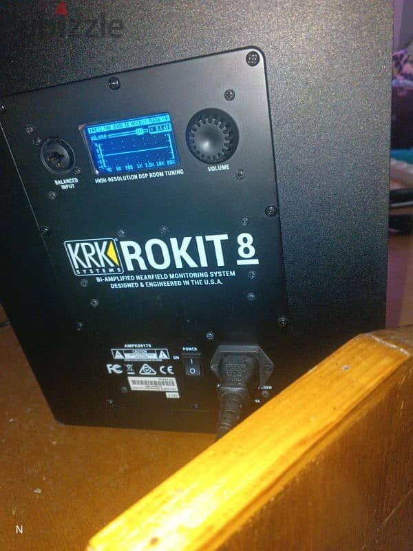 KRK ROKIT 8 G4 + neutrik xlr cables 4