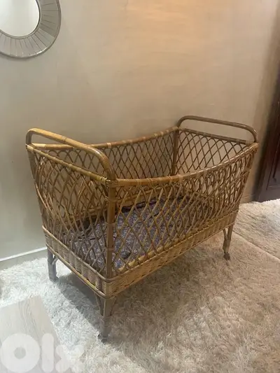 bamboo crib / baby bed in excellent condition. 160$