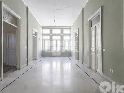 Charming Character | Heigh Ceiling | Sunny Charming Character | Heigh Ceiling | Sunny