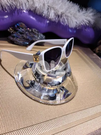 Louis Vuitton white luxury sunglasses