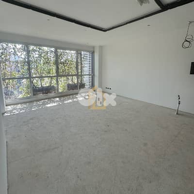 Office for rent in Sodeco AM64 مكتب للإيجار في السوديكو