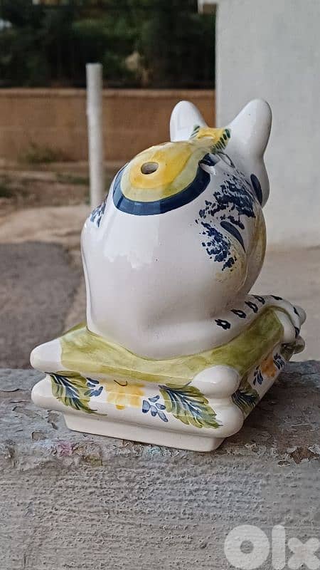 antique 3