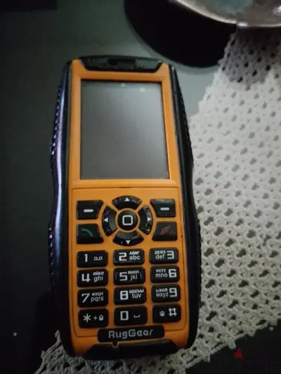 3 mobile phones