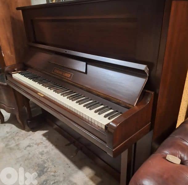 Discounts on pianos up to 40% 7
