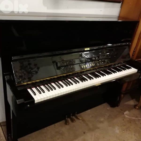 Discounts on pianos up to 40% 16