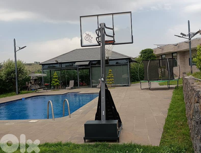 Now 499$ movable basketball hoop ( easy slam dunk) 1
