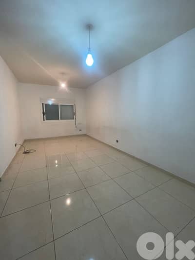 APARTMENT FOR SALE IN AIN EL REMMANEH PRIME, عين الرمانة (AR-171)