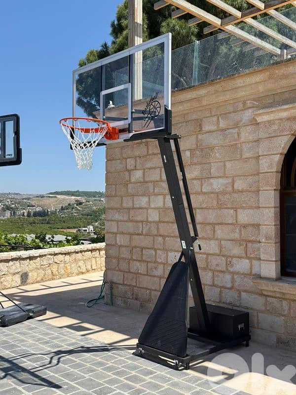 475$ only for (2 items)hammock + movable hoop basketball 1