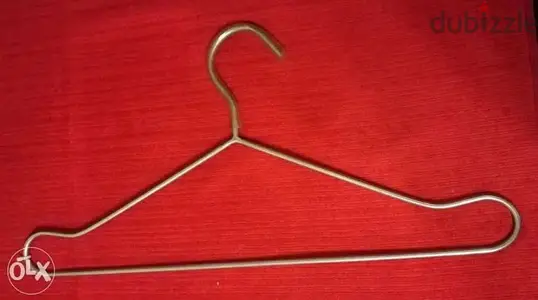 تعاليق حديد كتير مرتبين موجود ٥٠ تعليقة