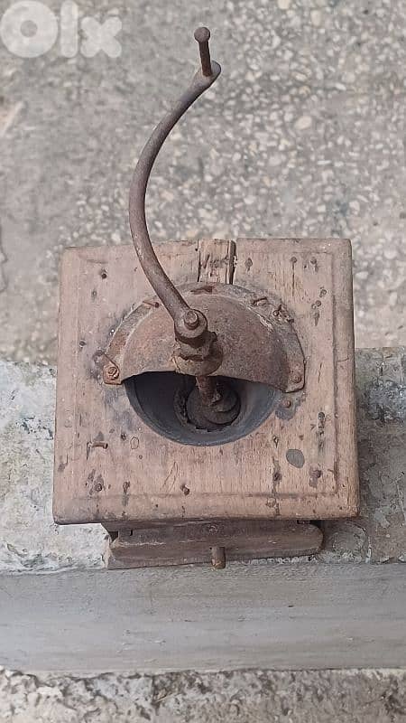 antique 7