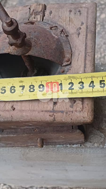 antique 9
