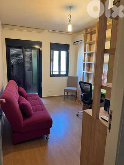 Apartment for rent in Adlieh شقة للإيجار في العدلية