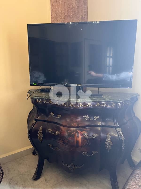 tv unit 0