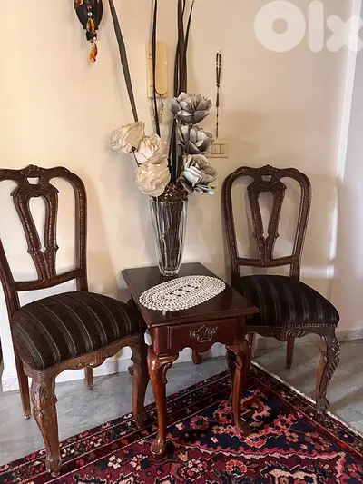 2 chairs and a table