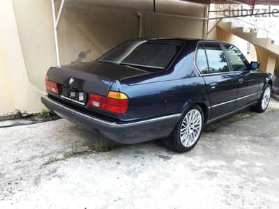 BMW 7-Series 1987