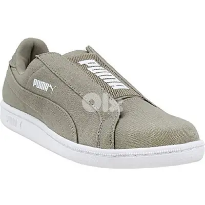 ORIGINAL New Puma shoes size 42