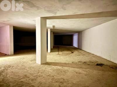 L17828-500 SQM Warehouse For Rent in Badaro