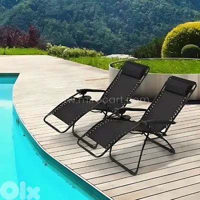 Relaxing Zero-Gravity Sun Lounger – Adjustable Comfort, Holds 400lb