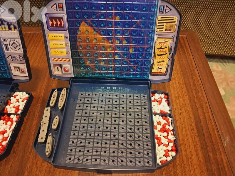 Original Hasbro Battleships battle ships board game 4