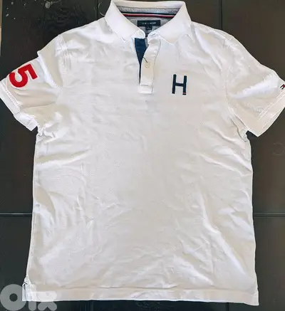 tommy hilfiger tshirt size M regular