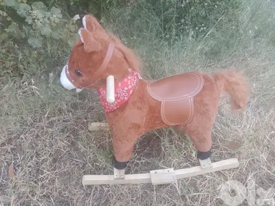 swing horse with voice