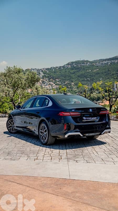BMW i5 eDRIVE ,2025, FULL ELECTRIC, BRAND NEW (0Km), 567 Km RANGE !!! 0