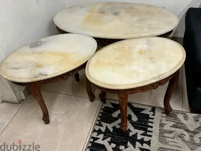 table set 3pieces طقم طاولات رخام مرتّب كتير