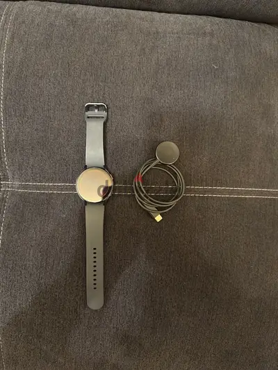 Watch samsung series 5 44mm good condition :