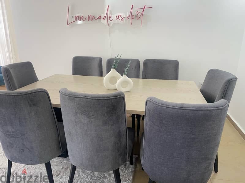 Dining Room 0