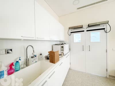 Office/clinic for rent in Zalka مكتب/عيادة للإيجار في الزلقا FIR2840