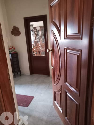 240 Sqm Apartment for sale in Tayouneh | City view