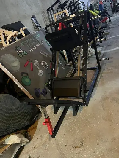 Leg Press Machine GEO sport معدات رياضية متنوعة