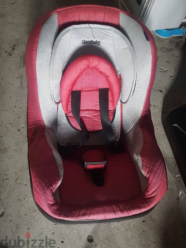 car seat 0
