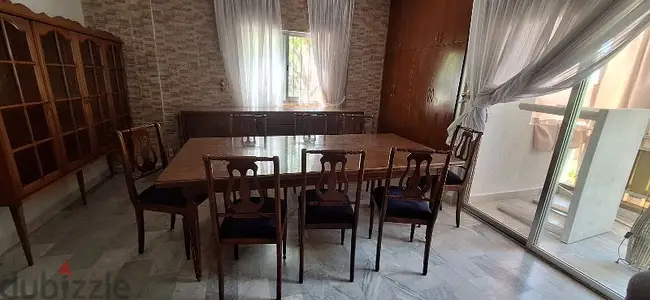 dining table + dresser + vitreen