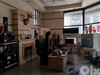 Decorated showroom for rent in Hazmieh | Main road