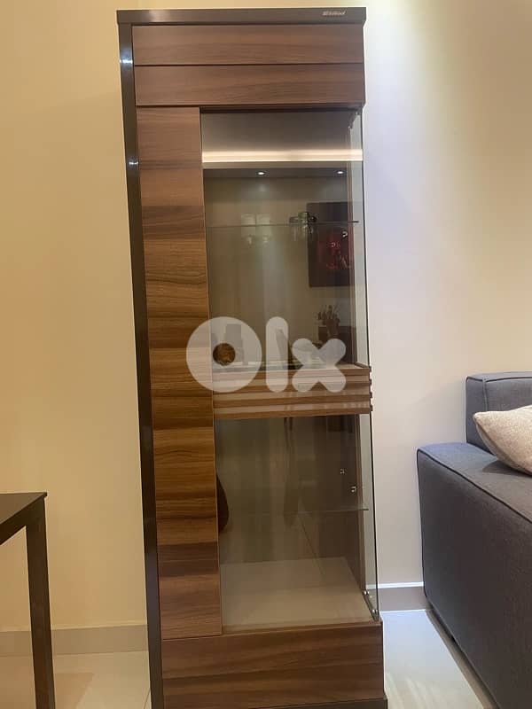 modern display cabinet. excellent condition 0