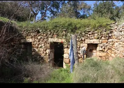 Land for sale in Batroun أرض للبيع في البترون