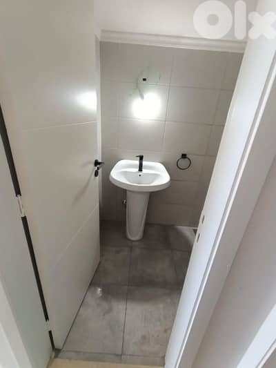 Duplex for sale in biaqout دوبلكس للبيع في بياقوت