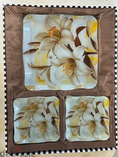 set of plates طقم صحون set of plates طقم صحون