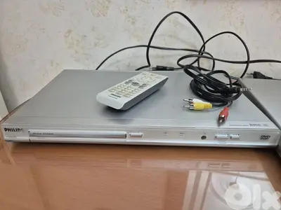 3 Philips DVD Players