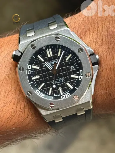 AP Black Diver